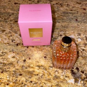 Valentino Donna Acqua Perfume